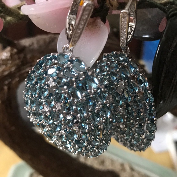 Vintage Jewelry - Vintage 925 blue London topaz earring